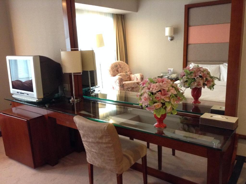 New Times Hotel Shenzhen Railway Station 외부 사진