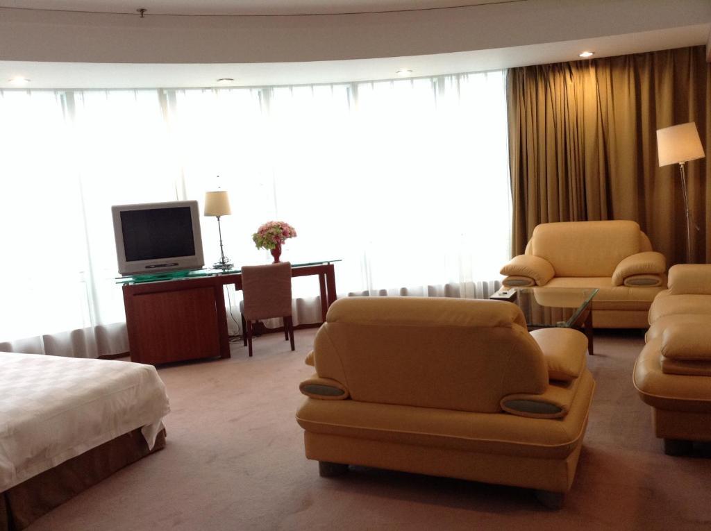 New Times Hotel Shenzhen Railway Station 외부 사진
