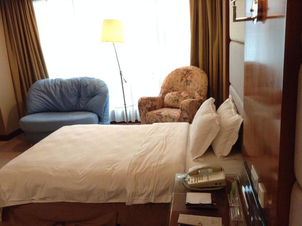 New Times Hotel Shenzhen Railway Station 외부 사진