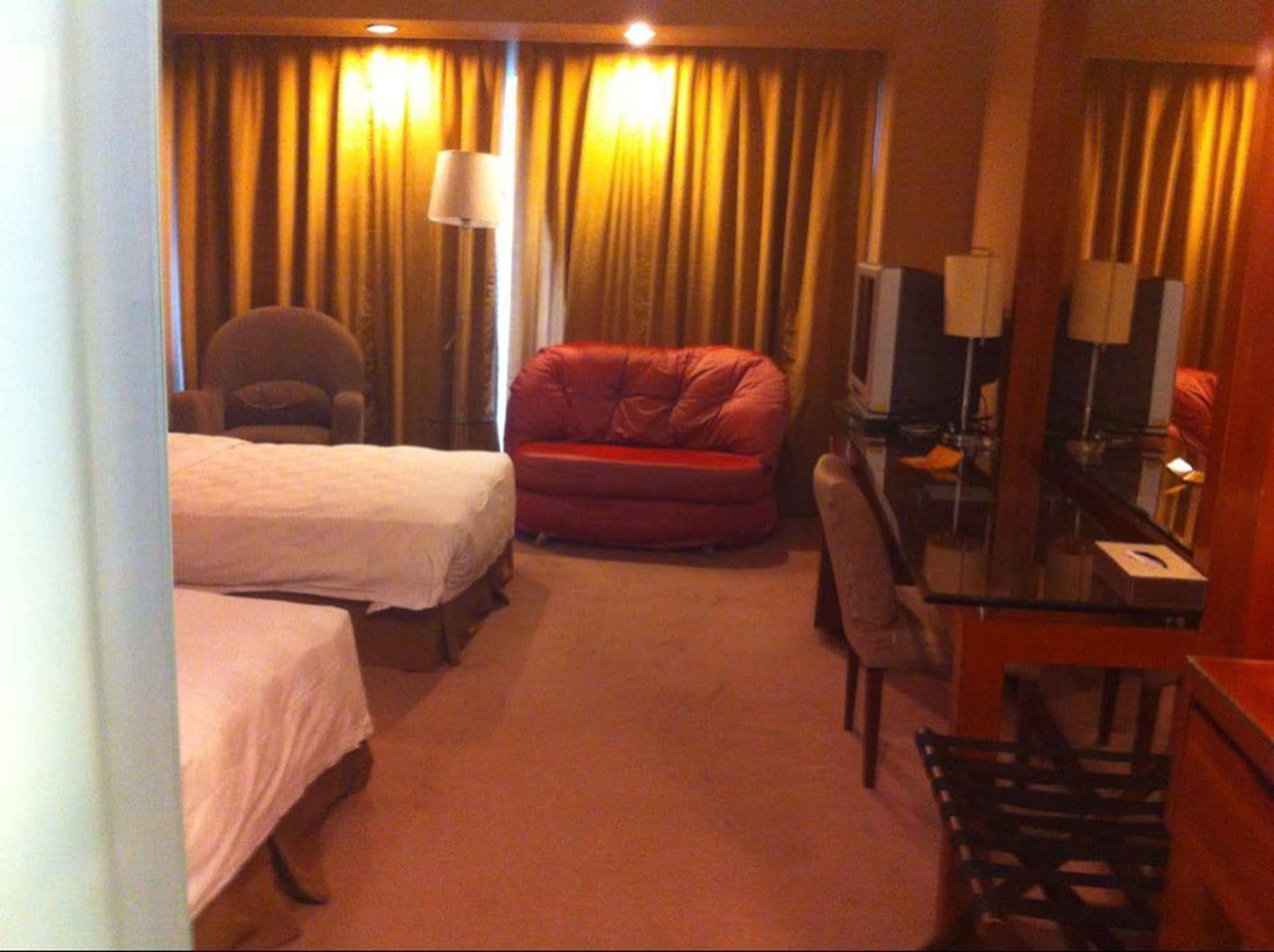 New Times Hotel Shenzhen Railway Station 외부 사진